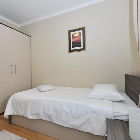 Apartmani Peric 1 Meka Draga Obrovac Ngoại thất bức ảnh