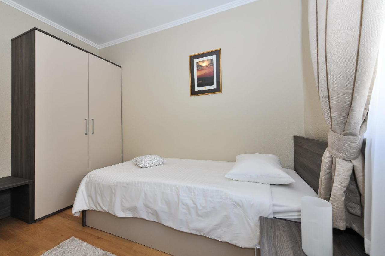 Apartmani Peric 1 Meka Draga Obrovac Ngoại thất bức ảnh