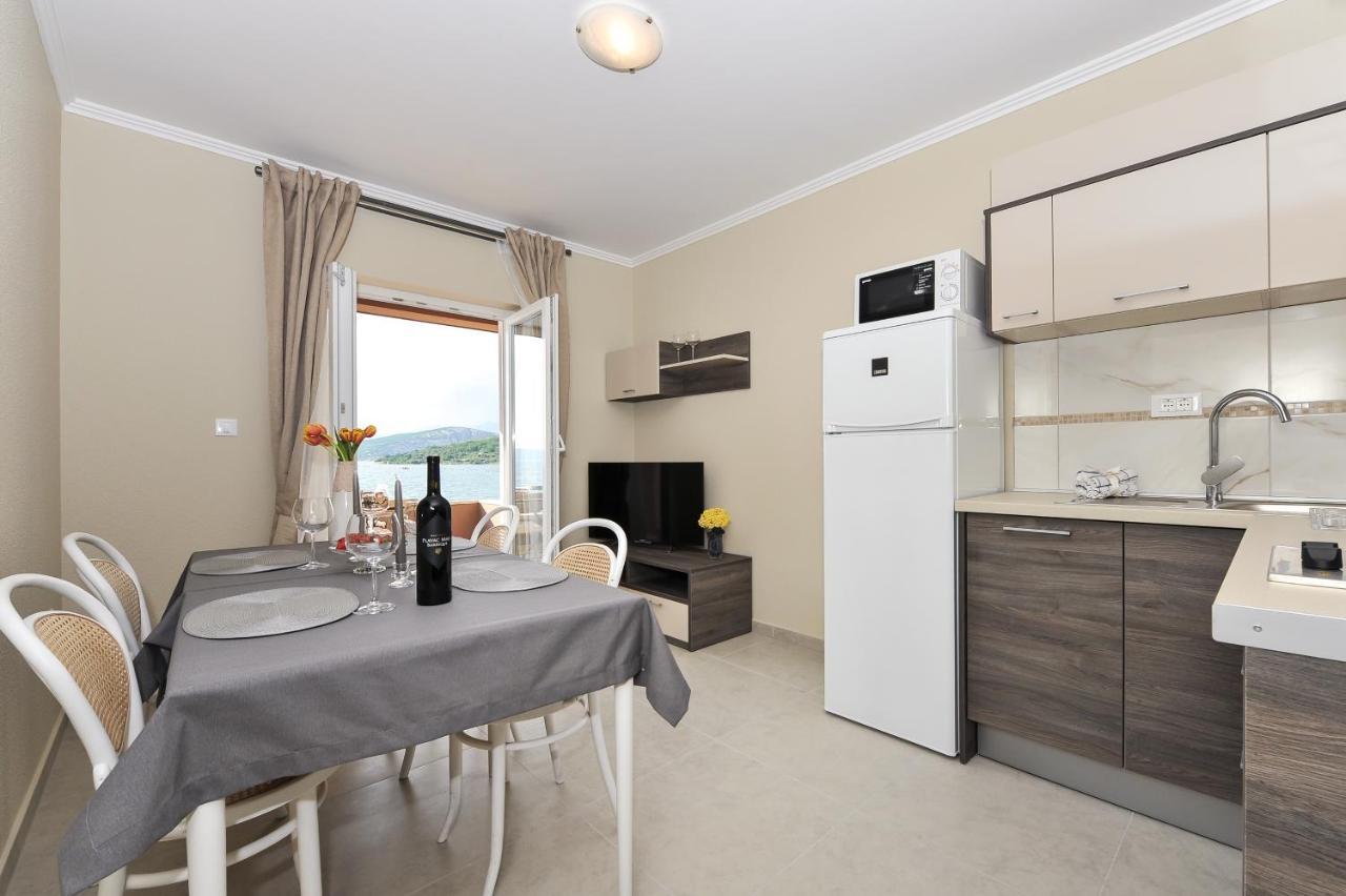 Apartmani Peric 1 Meka Draga Obrovac Ngoại thất bức ảnh